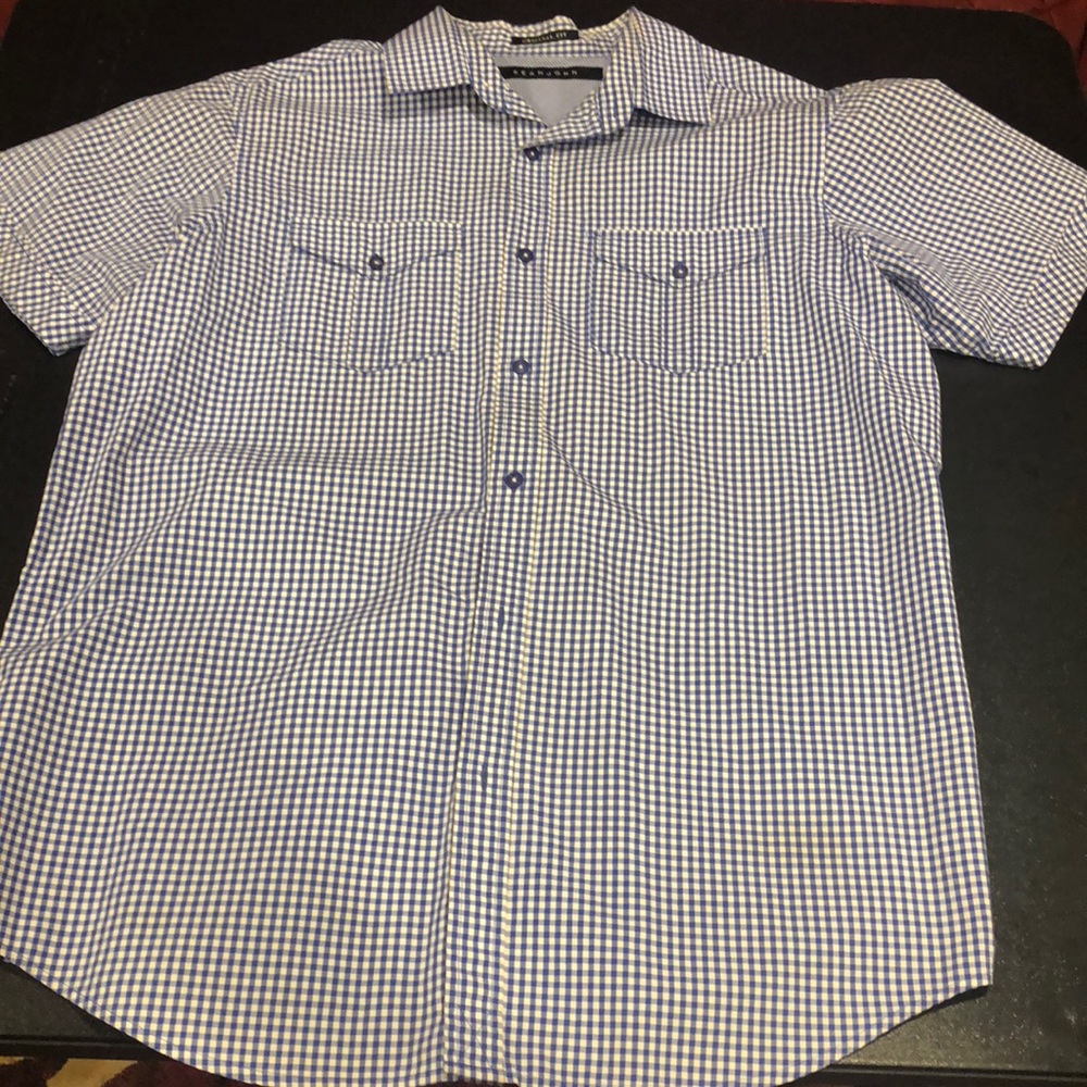 Men’s casual shirt